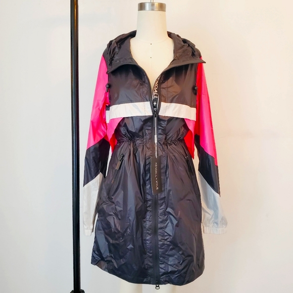 ✨️NEW✨️Kendall + Kylie - Trench coat jacket - Size S - Picture 2 of 5